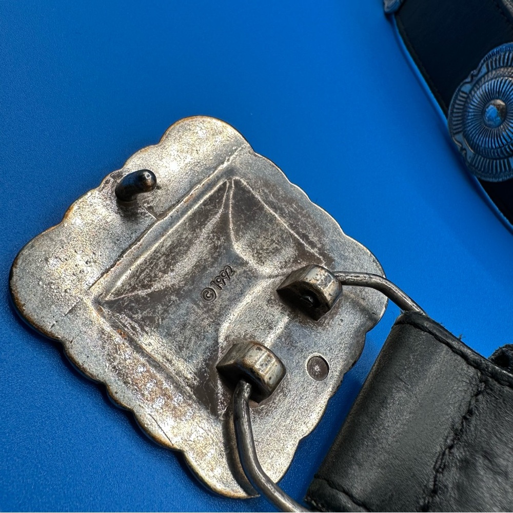 Brighton Vintage Black Leather Concho Belt – Silver Tone, 7 Conchos, Size Medium - Picture 11 of 14